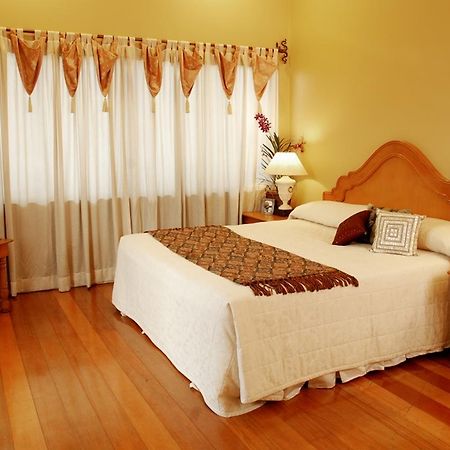 سيبو Sophia Suites Residence Hotel المظهر الخارجي الصورة