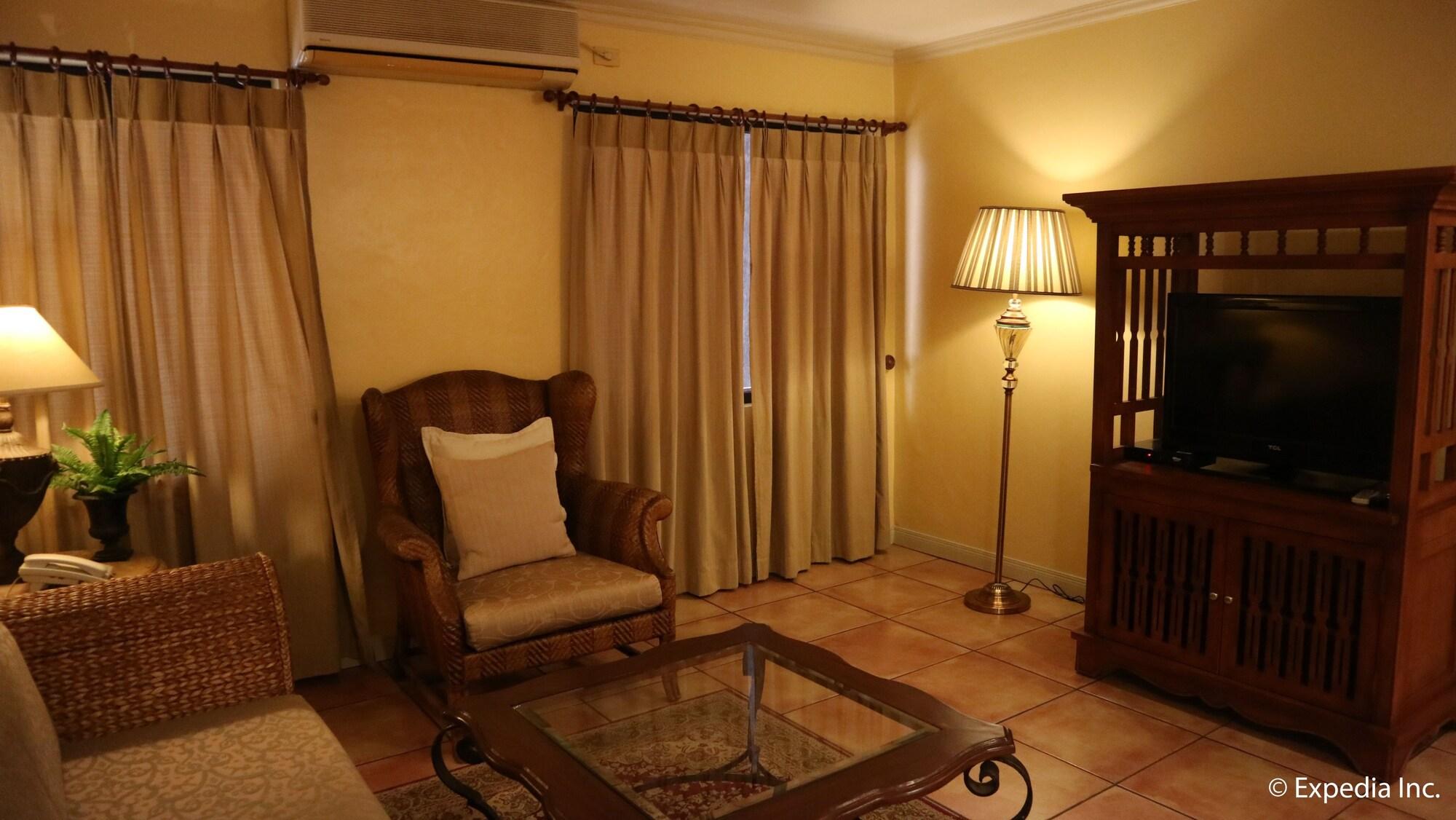 سيبو Sophia Suites Residence Hotel المظهر الخارجي الصورة