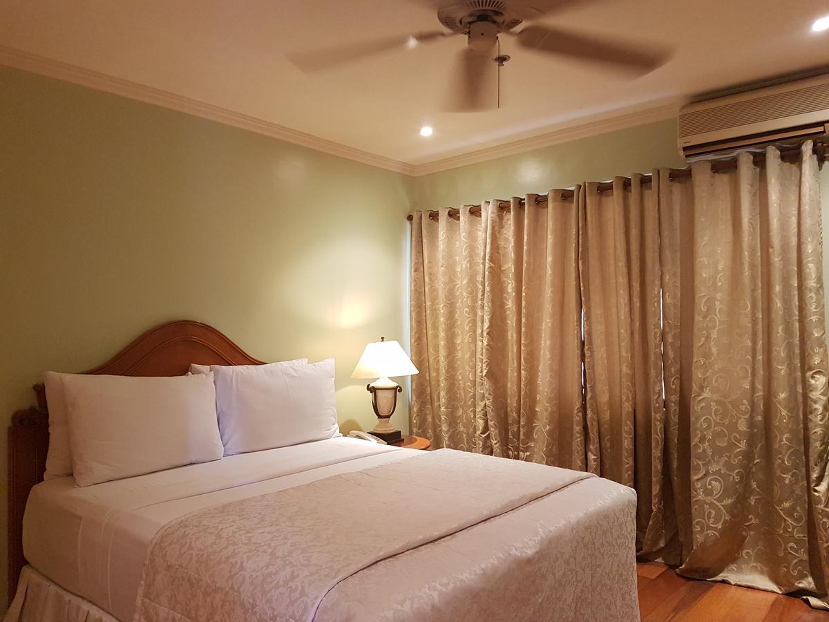 سيبو Sophia Suites Residence Hotel المظهر الخارجي الصورة